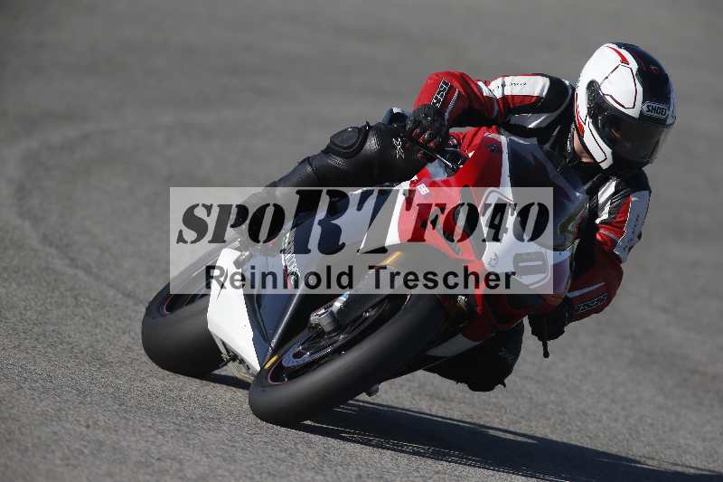 /Archiv-2024/02 29.01.-02.02.2024 Moto Center Thun Jerez/Gruppe gruen-green/40